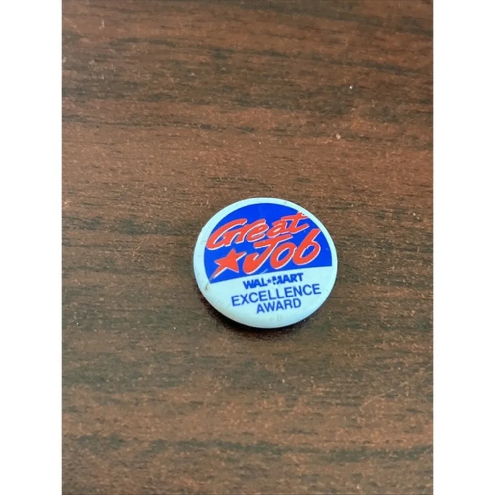 Walmart Great Job Excellence Award‎ Button Pin